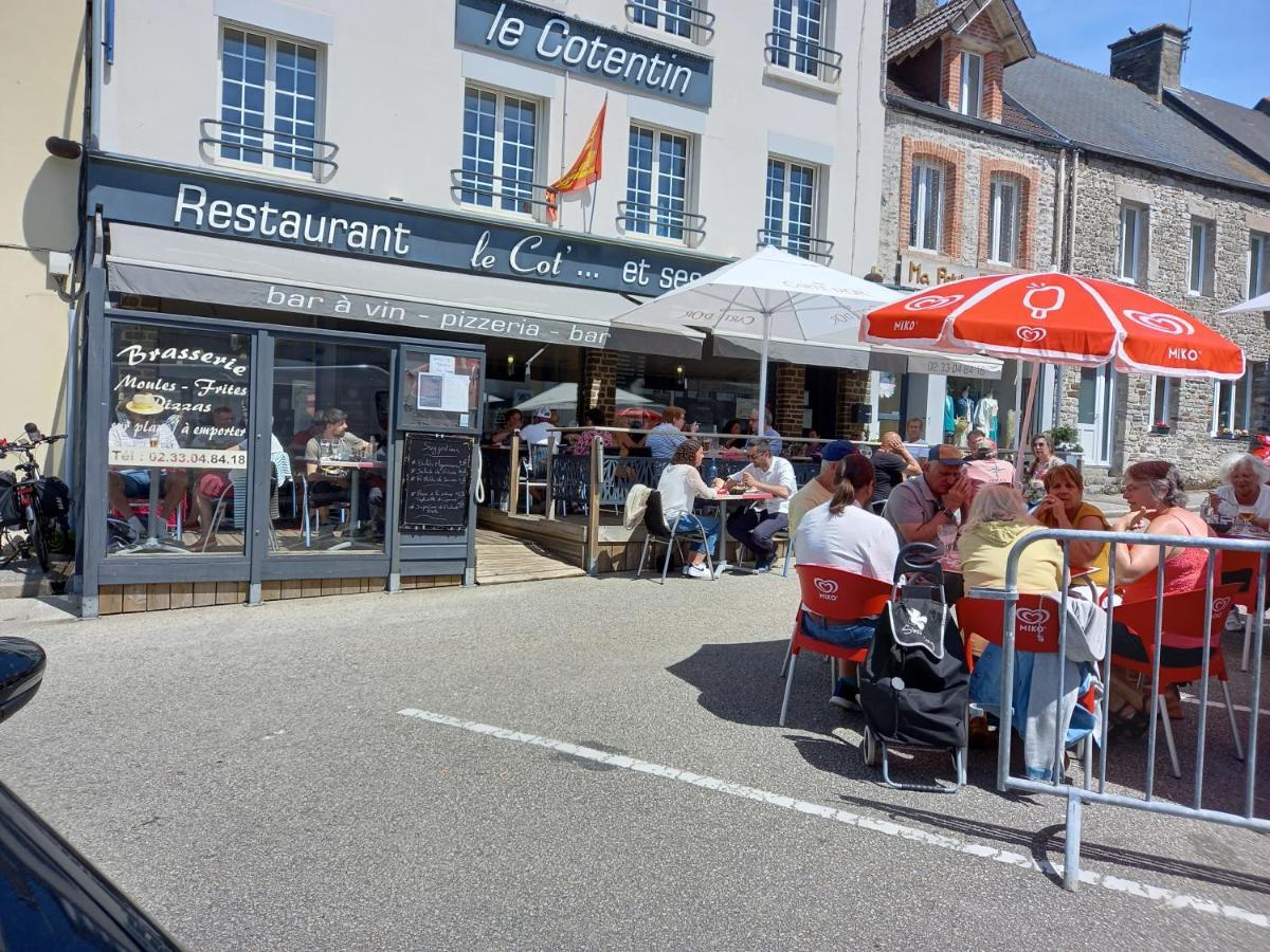 Le Cotentin Appart'Hotels & Restaurant Le Cot' Portbail Exterior foto